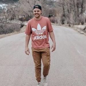 Meet your Posher, Cody